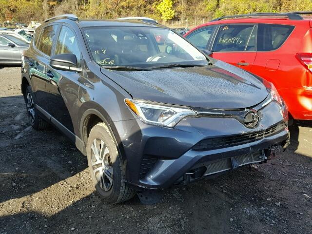 JTMBFREV7HJ123171 - 2017 TOYOTA RAV4 LE GRAY photo 1