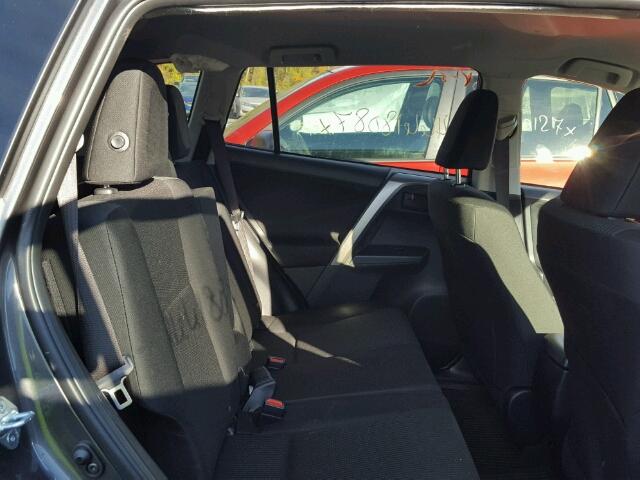 JTMBFREV7HJ123171 - 2017 TOYOTA RAV4 LE Gri fotoğraf 6