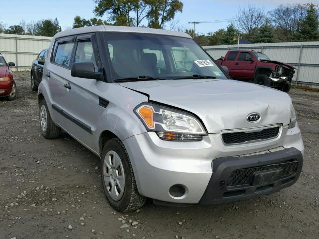 KNDJT2A10B7713229 - 2011 KIA SOUL SILVER photo 1