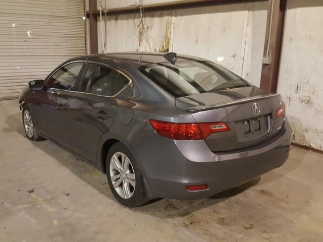 19VDE3F77DE300083 - 2013 ACURA ILX SILVER photo 3