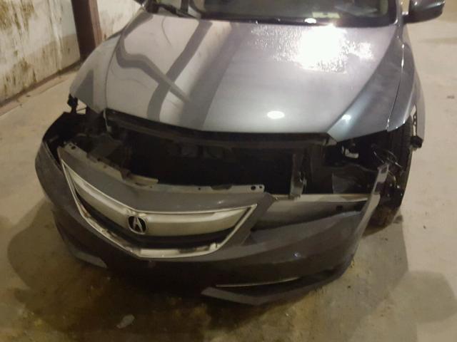 19VDE3F77DE300083 - 2013 ACURA ILX SILVER photo 9