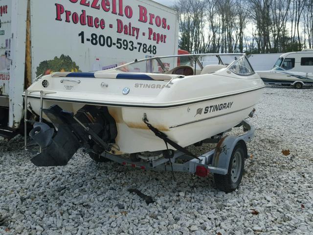 PNYUSFRVE000 - 2000 STNG BOAT W/TRL WHITE photo 4