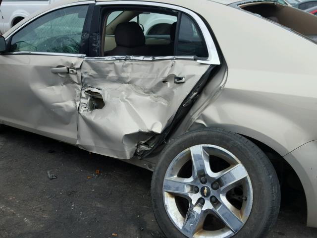 1G1ZG57N494153769 - 2009 CHEVROLET MALIBU LS TAN photo 9