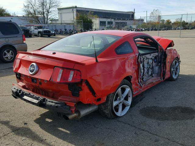 1ZVBP8CF8C5203788 - 2012 FORD MUSTANG GT RED photo 4