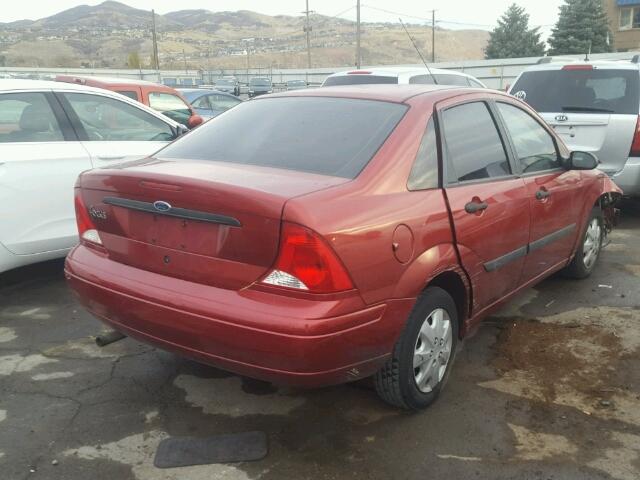 1FAFP33P21W126056 - 2001 FORD FOCUS LX RED photo 4