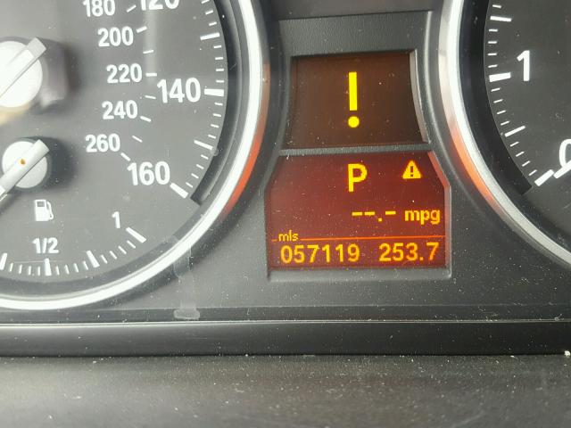 WBAPM5G59BNN00999 - 2011 BMW 335 I BLACK photo 8