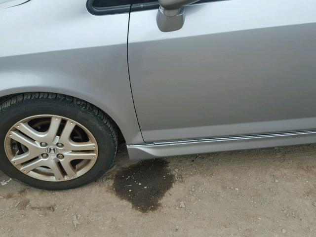 JHMGD38647S041757 - 2007 HONDA FIT S 银色 照片 9