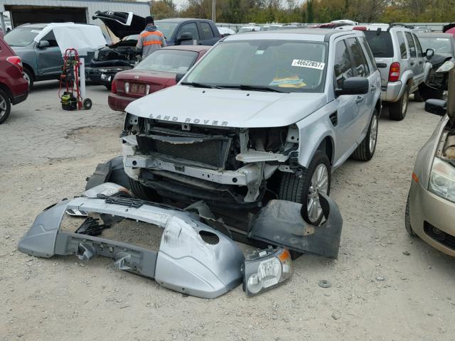 SALFR24N59H129621 - 2009 LAND ROVER LR2 HSE SILVER photo 2