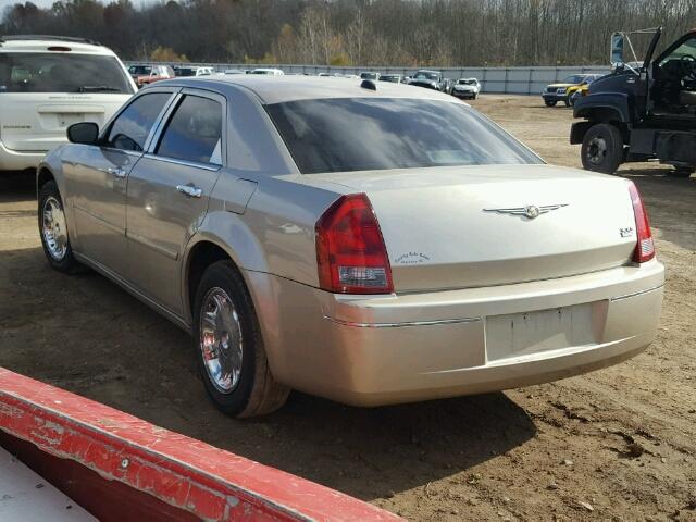 2C3JA53G05H595477 - 2005 CHRYSLER 300 TOURIN TAN photo 3