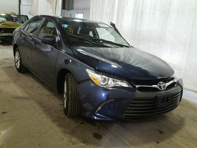 4T4BF1FK2FR475478 - 2015 TOYOTA CAMRY LE BLUE photo 1