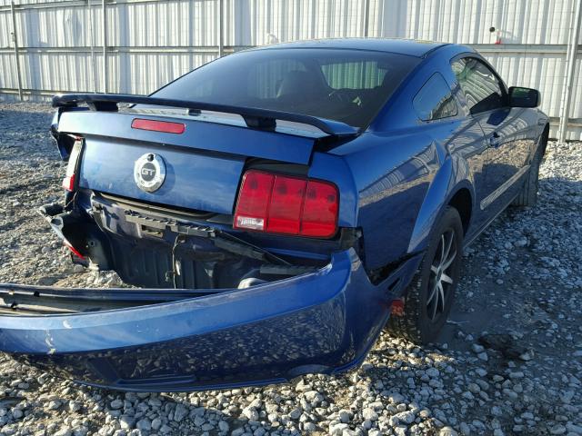 1ZVHT82H975331486 - 2007 FORD MUSTANG GT BLUE photo 4