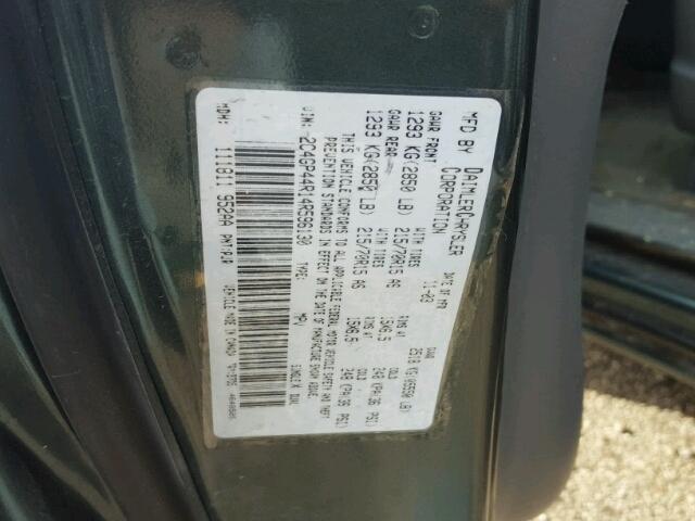 2C4GP44R14R596130 - 2004 CHRYSLER TOWN & COU GREEN photo 10