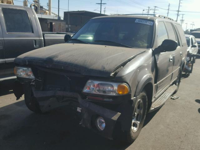 5LMEU27A9YLJ23920 - 2000 LINCOLN NAVIGATOR 黑色 照片 2