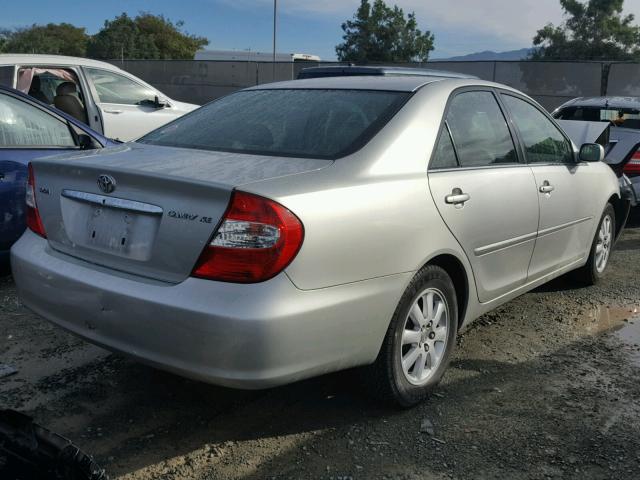 JTDBE30K620074152 - 2002 TOYOTA CAMRY LE SILVER photo 4