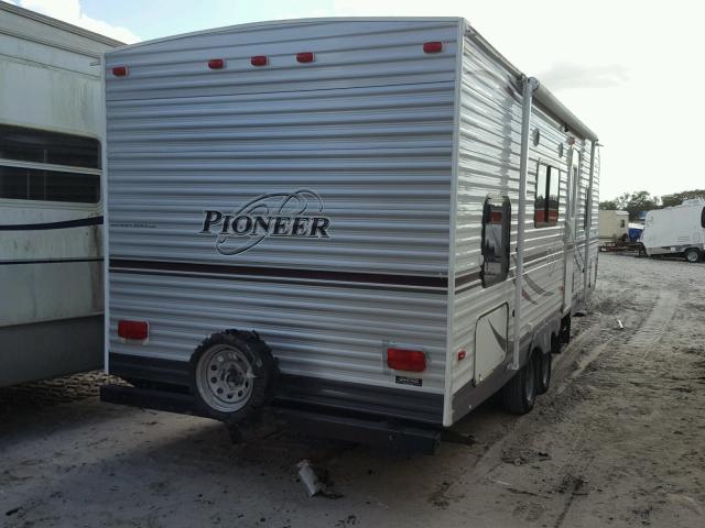 5SFPB2921DE262429 - 2013 HRLD PIONEER WHITE photo 4