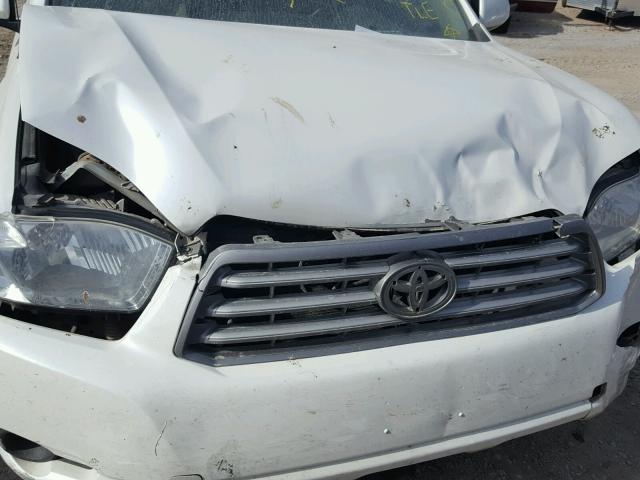 5TDZA3EH7AS001553 - 2010 TOYOTA HIGHLANDER WHITE photo 7