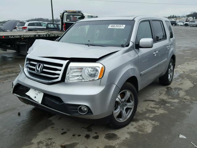 5FNYF3H58CB026287 - 2012 HONDA PILOT EXL SILVER photo 2