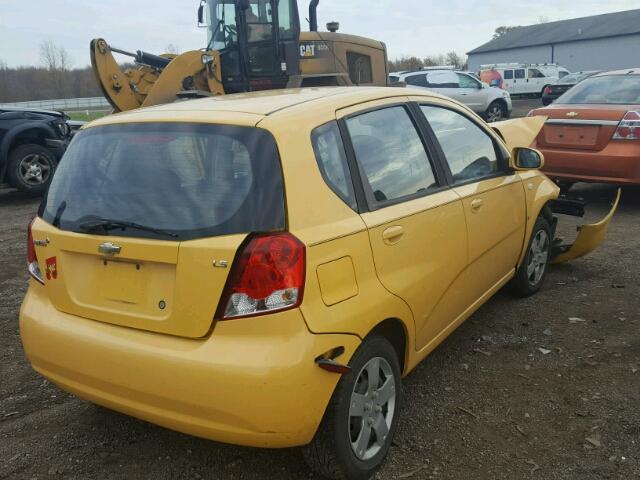 KL1TD66658B166392 - 2008 CHEVROLET AVEO BASE GOLD photo 4