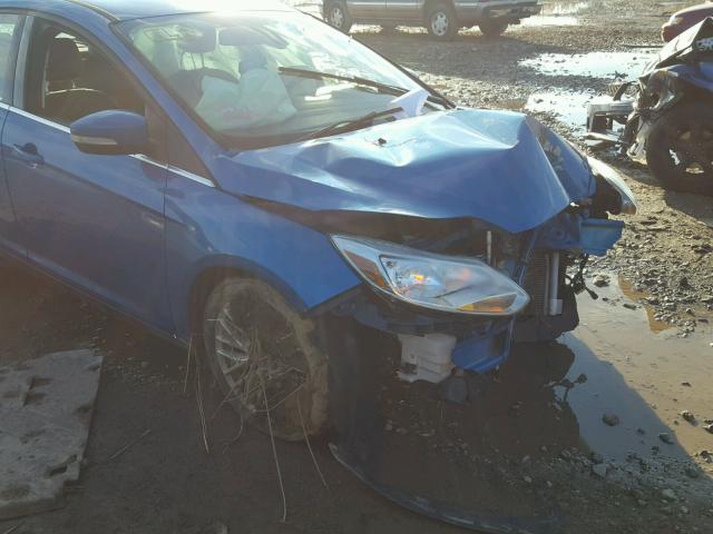 1FAHP3H23CL233725 - 2012 FORD FOCUS SEL BLUE photo 10