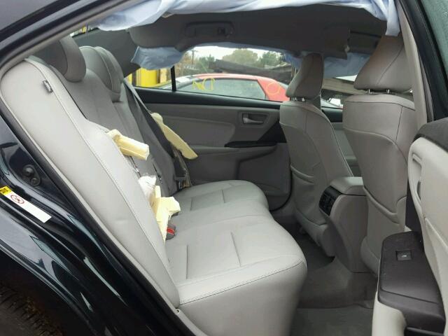 4T1BF1FK3HU763880 - 2017 TOYOTA CAMRY LE ლურჯი ფოტო 6