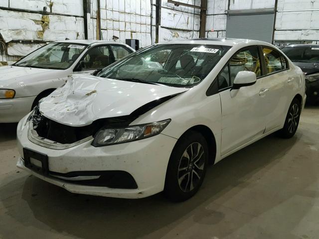 19XFB2F88DE220206 - 2013 HONDA CIVIC EX თეთრი ფოტო 2