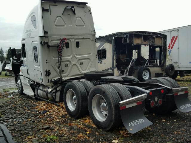 3AKJGLD54FSGD6737 - 2015 FREIGHTLINER CASCADIA 1 WHITE photo 3