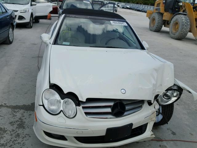 WDBTK56F77T077925 - 2007 MERCEDES-BENZ CLK 350 WHITE photo 9