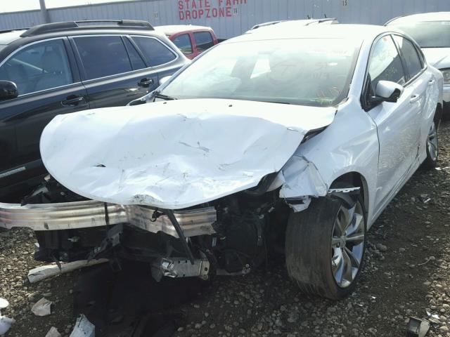 1C3CCCDG8FN541018 - 2015 CHRYSLER 200 S WHITE photo 2