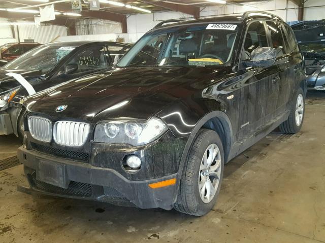 WBXPC9C44AWJ37310 - 2010 BMW X3 XDRIVE3 Schwarz Foto 2