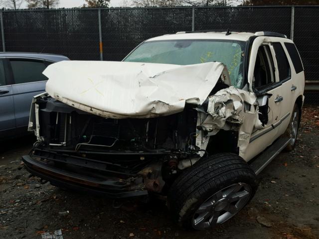 1GYFK63897R368802 - 2007 CADILLAC ESCALADE L WHITE photo 2