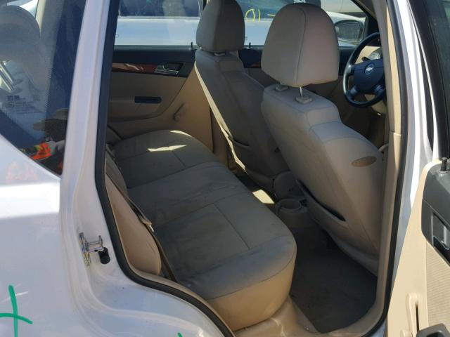 KL1TD6DE6AB098281 - 2010 CHEVROLET AVEO LS WHITE photo 6
