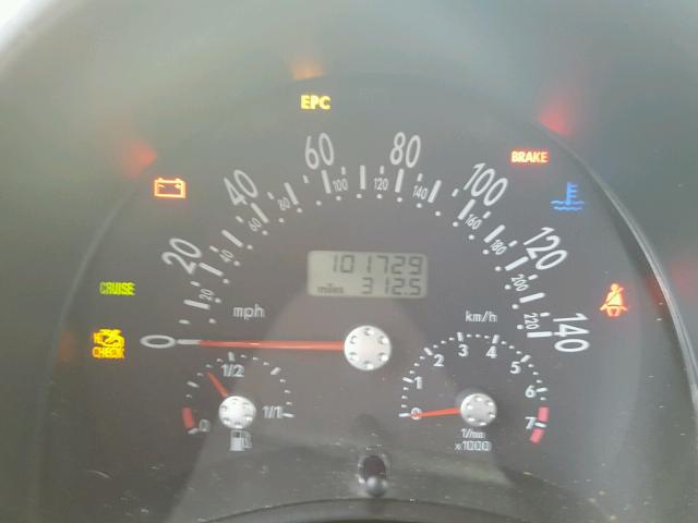 3VWCM21Y34M308300 - 2004 VOLKSWAGEN NEW BEETLE 灰色 照片 8