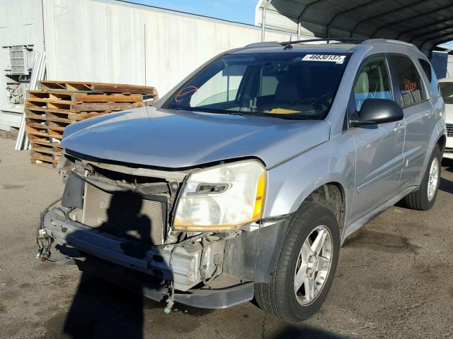 2CNDL73F556112207 - 2005 CHEVROLET EQUINOX LT SILVER photo 2