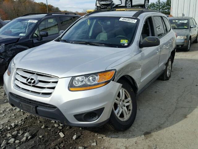 5XYZGDAGXBG053131 - 2011 HYUNDAI SANTA FE G SILVER photo 9