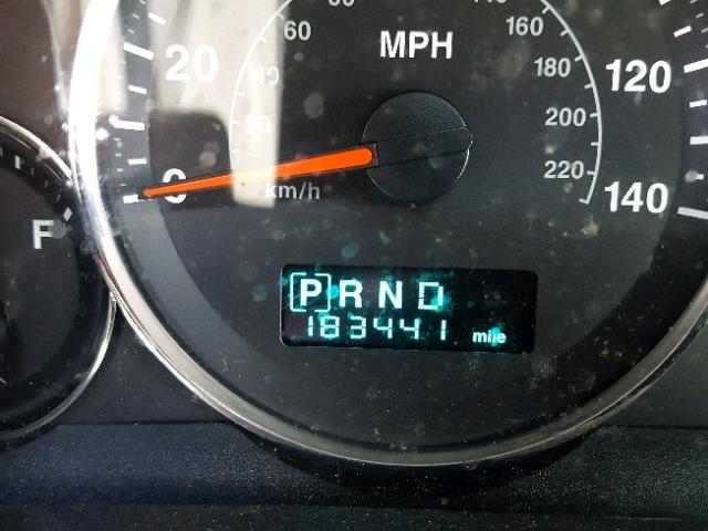 1J8HG582X7C553015 - 2007 JEEP COMMANDER Gümüş foto 8