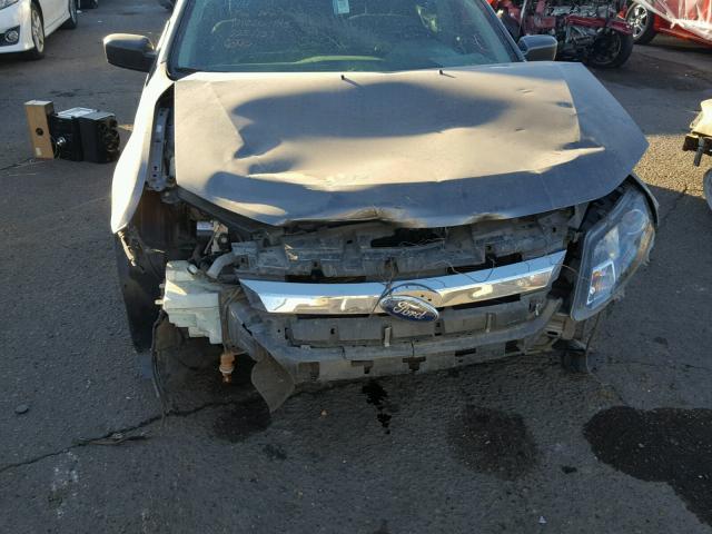 3FAHP0HA7CR116737 - 2012 FORD FUSION SE GRAY photo 9