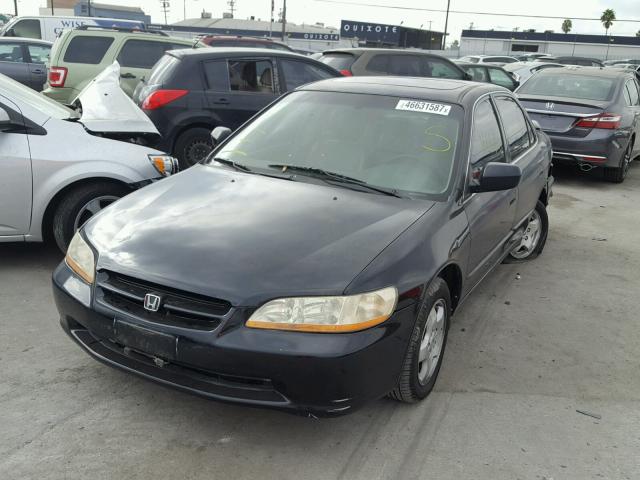 1HGCG1651YA078778 - 2000 HONDA ACCORD EX BLACK photo 2