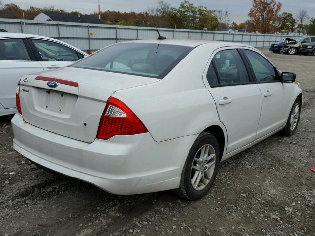 3FAHP0GA1BR284289 - 2011 FORD FUSION S WHITE photo 4