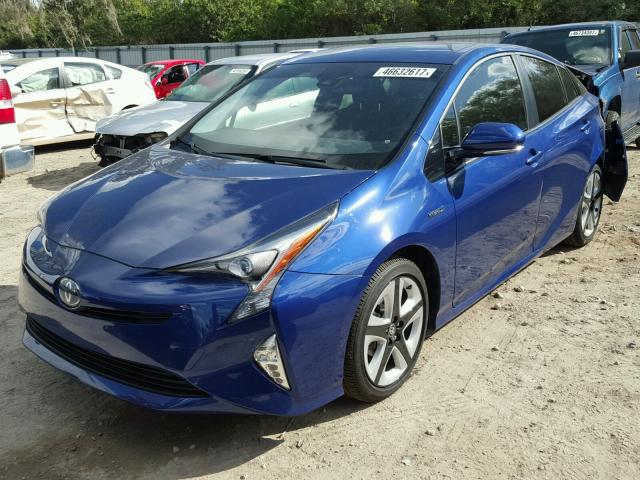 JTDKARFU4G3504631 - 2016 TOYOTA PRIUS BLUE photo 2