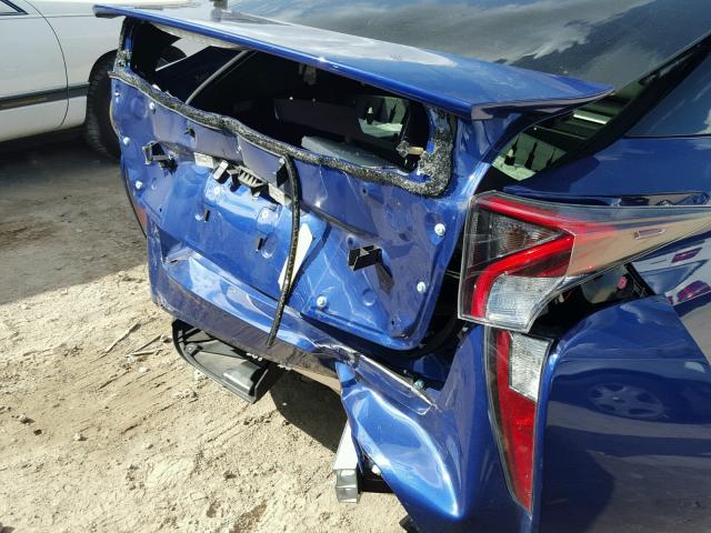 JTDKARFU4G3504631 - 2016 TOYOTA PRIUS BLUE photo 9