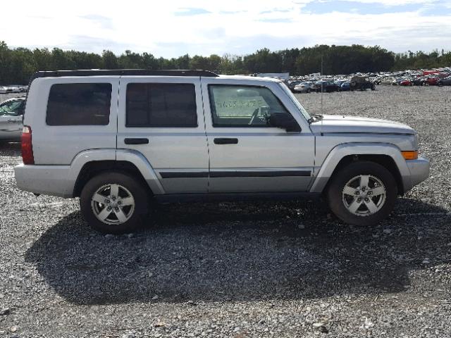 1J8HH48K66C204407 - 2006 JEEP COMMANDER SILVER photo 9