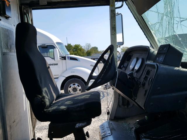 4UZAARDU58CZ59354 - 2008 FREIGHTLINER CHASSIS M WHITE photo 5