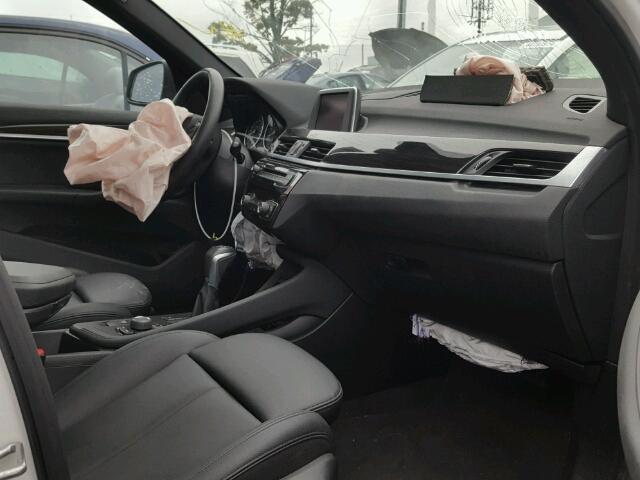 WBXHT3C30J5F92642 - 2018 BMW X1 XDRIVE2 WHITE photo 5