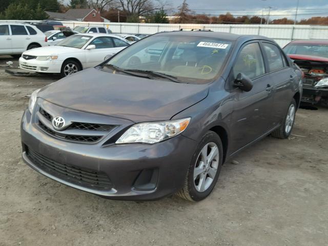 2T1BU4EEXBC753584 - 2011 TOYOTA COROLLA BA GRAY photo 2