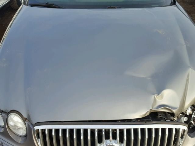 2G4WD582081189116 - 2008 BUICK LACROSSE C GRAY photo 7