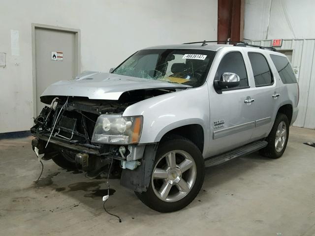 1GNSCBE0XBR108569 - 2011 CHEVROLET TAHOE C150 SILVER photo 2