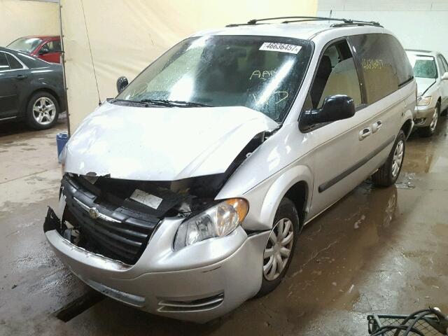 1A4GP45R26B626729 - 2006 CHRYSLER TOWN & COU SILVER photo 2