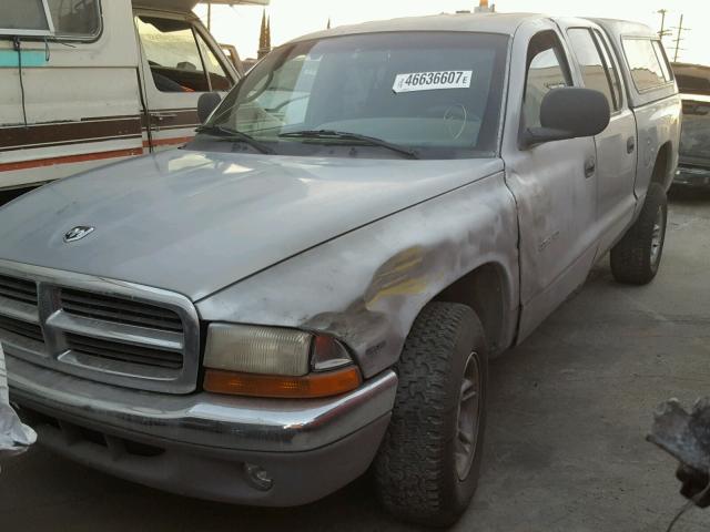 1B7GL2AN6YS621481 - 2000 DODGE DAKOTA QUA SILVER photo 2