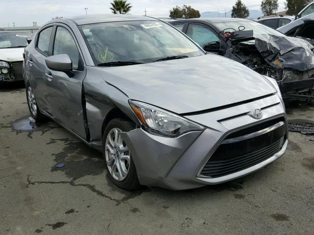 3MYDLBZV0GY124886 - 2016 TOYOTA SCION IA GRAY photo 1