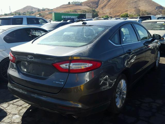 3FA6P0LU2GR145321 - 2016 FORD FUSION SE GRAY photo 4